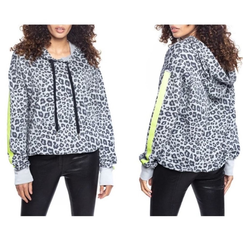 Chic Leopard Print Hoodie with Neon & Gray Highlights XL